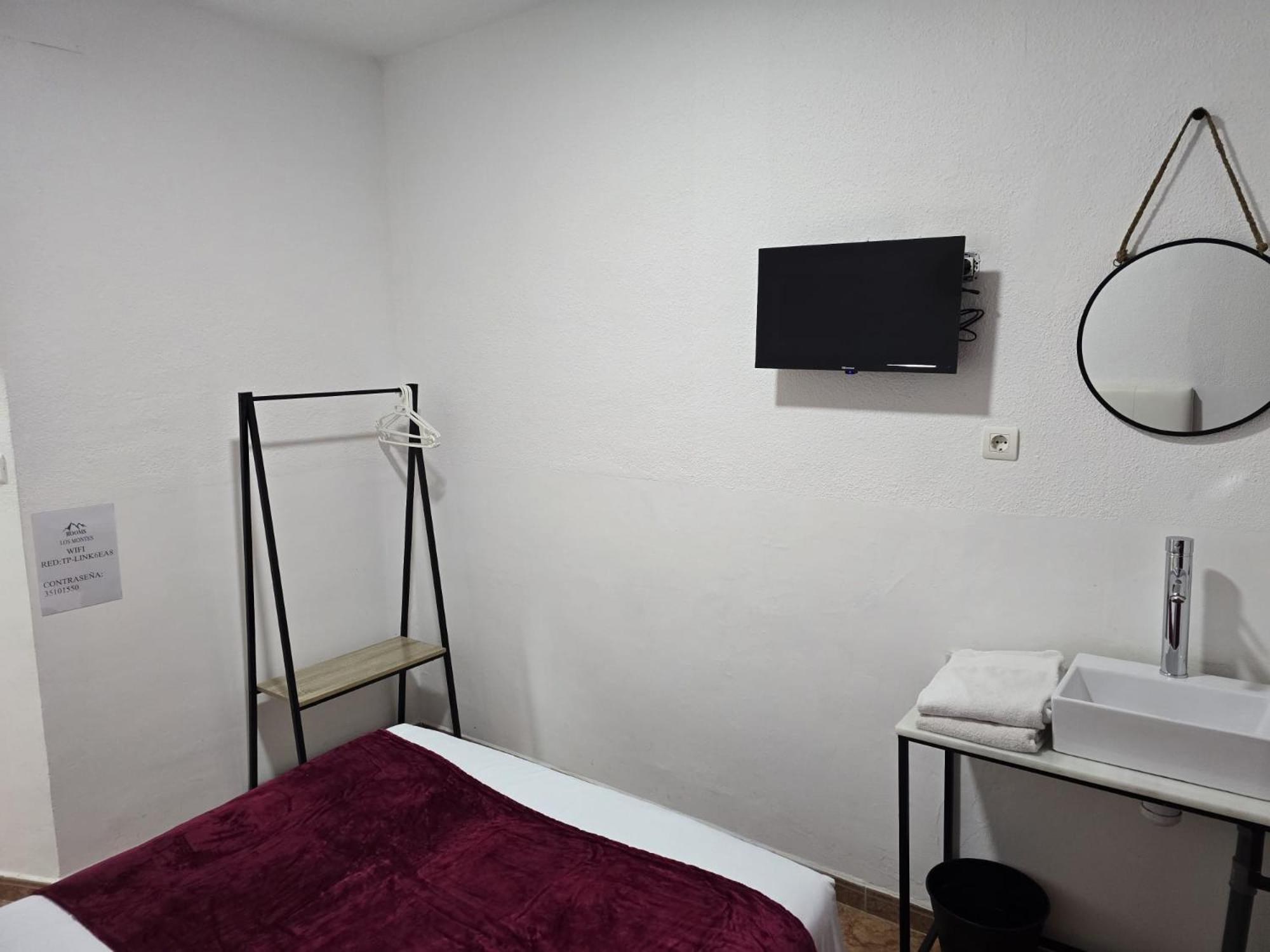 Rooms Los Montes — Photos 2